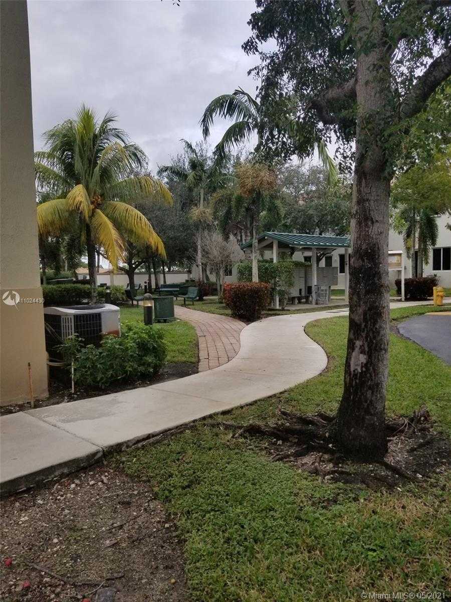 Small Image of 21417 NORTH WEST 13TH CT #509, Miami Gardens Number 21