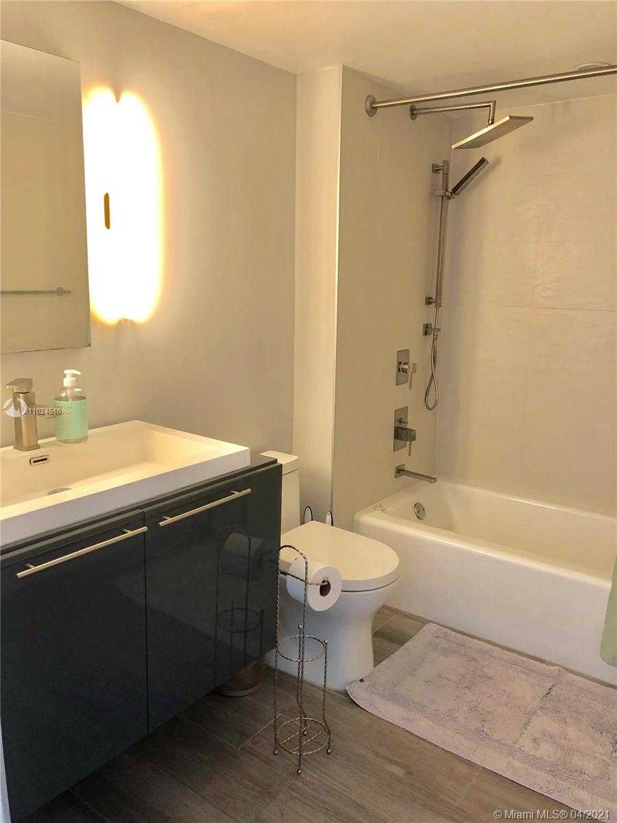 Small Image of 90 ALTON RD #1507, Miami Beach Number 10