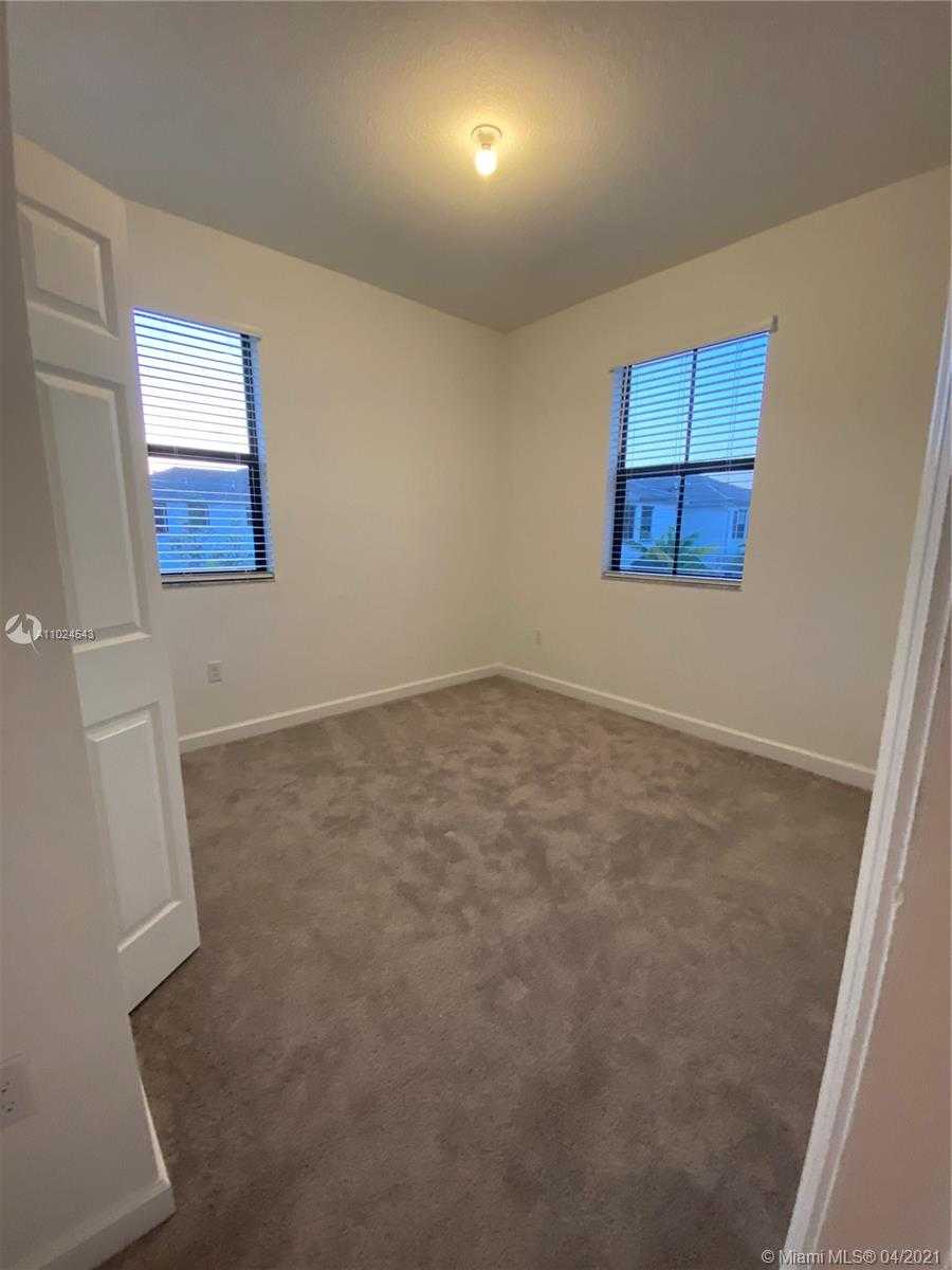 Small Image of 1644 SOUTH WEST 29TH ST #1644, Fort Lauderdale Number 14