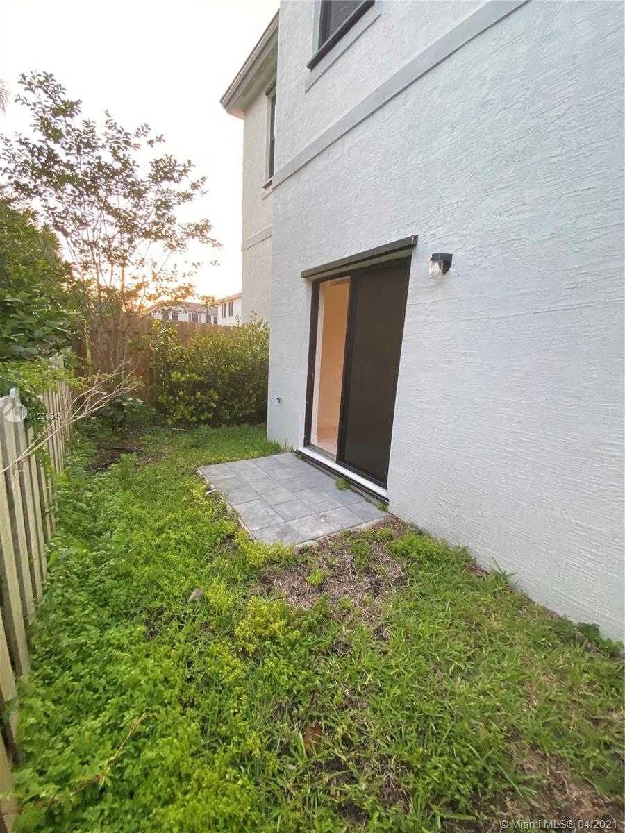 Small Image of 1644 SOUTH WEST 29TH ST #1644, Fort Lauderdale Number 24