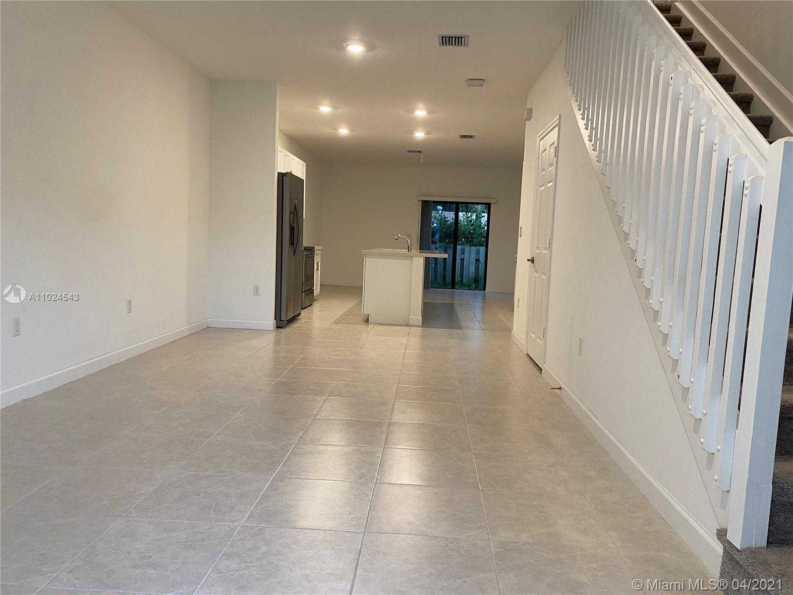 Small Image of 1644 SOUTH WEST 29TH ST #1644, Fort Lauderdale Number 3