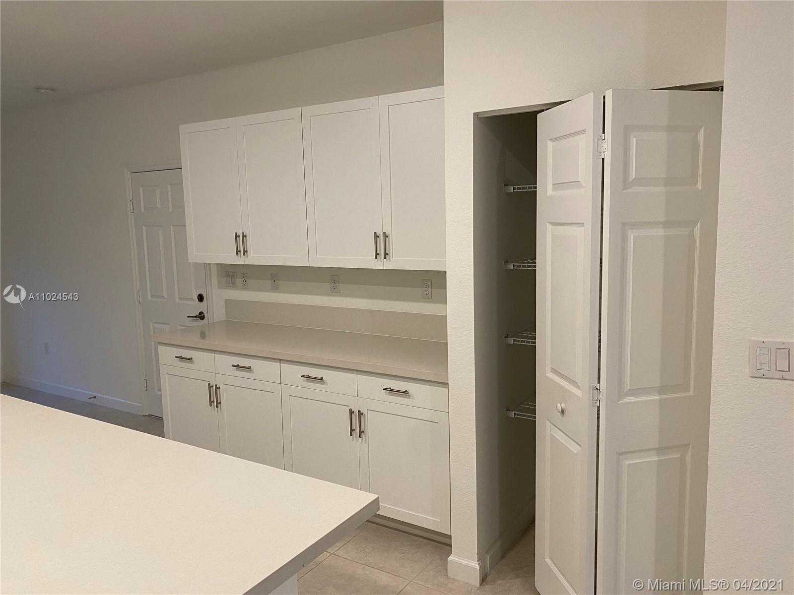 Small Image of 1644 SOUTH WEST 29TH ST #1644, Fort Lauderdale Number 7