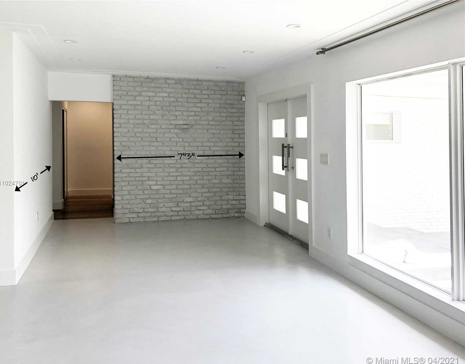 Small Image of 6675 RIVIERA DR, Coral Gables Number 15
