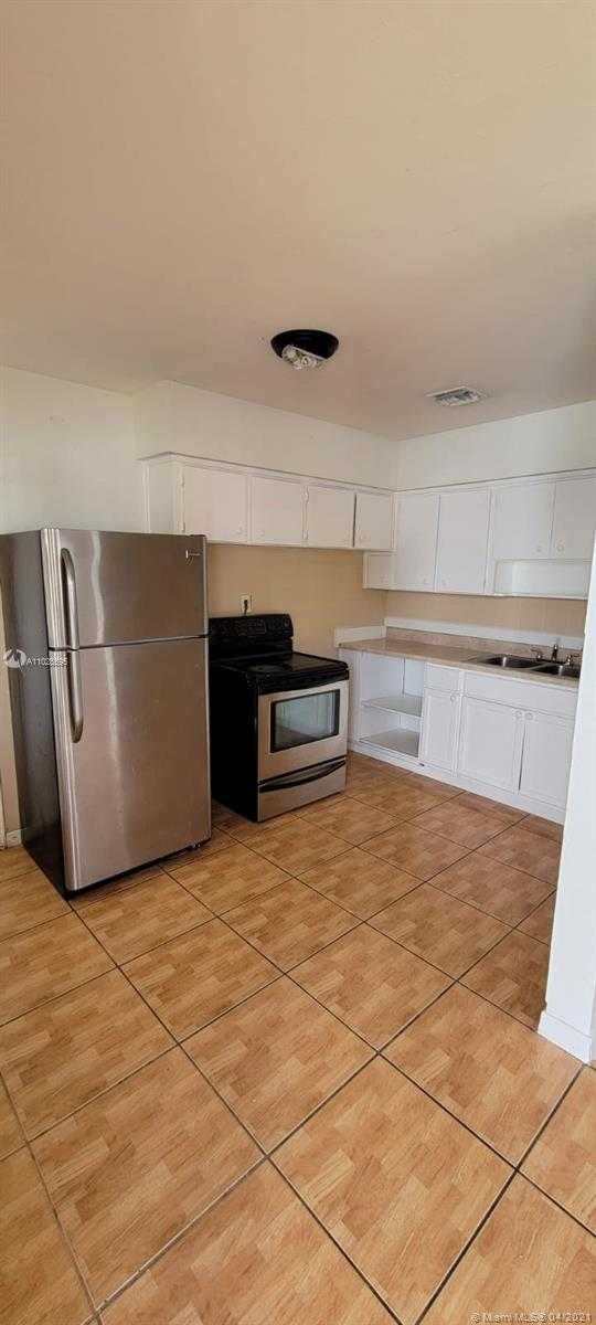 Small Image of 16041 NORTH EAST 19TH CT #1, North Miami Beach Number 8
