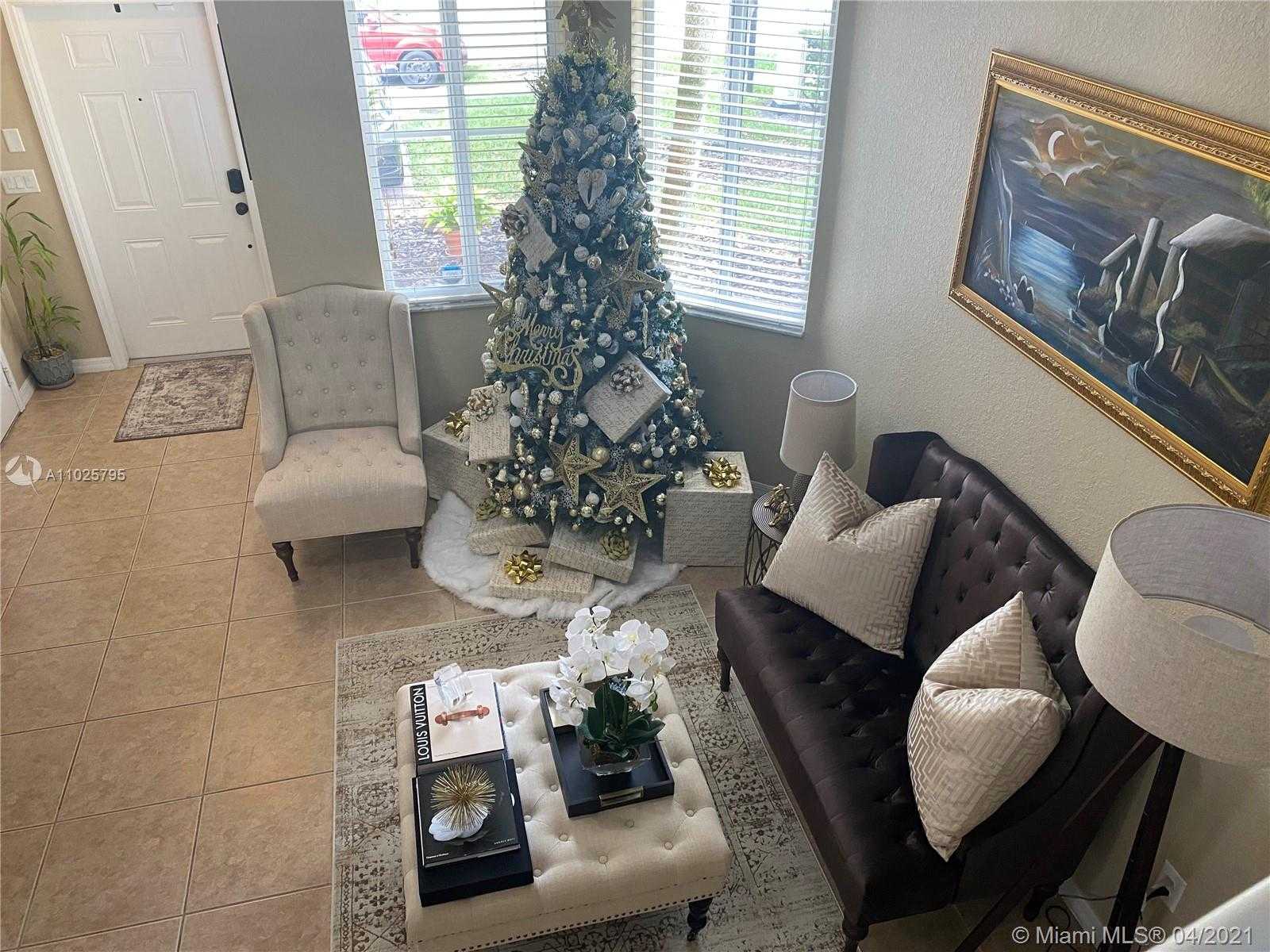 Small Image of 9054 SOUTH WEST 17TH CT, Miramar Number 10