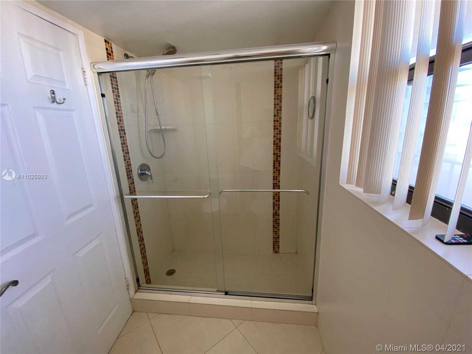 Small Image of 290 174TH ST #1910, Sunny Isles Beach Number 6
