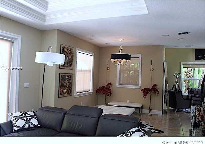 Small Image of 5820 SOUTH WEST 34 ST, Miami Number 15