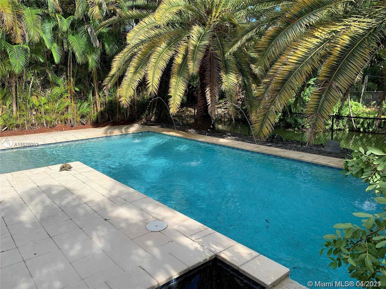 Small Image of 5820 SOUTH WEST 34 ST, Miami Number 43