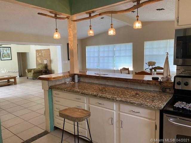 Small Image of 141 SOUTH EAST 25TH AVE, Boynton Beach Number 8