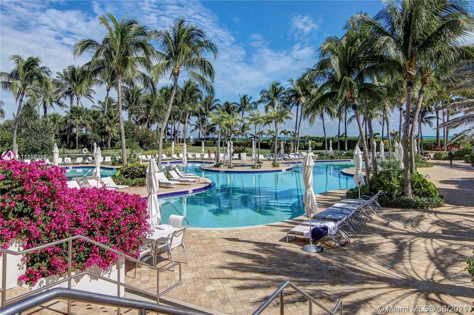 Small Image of 100 South Pointe Dr, Miami Beach, FL 33139, USA Number 13