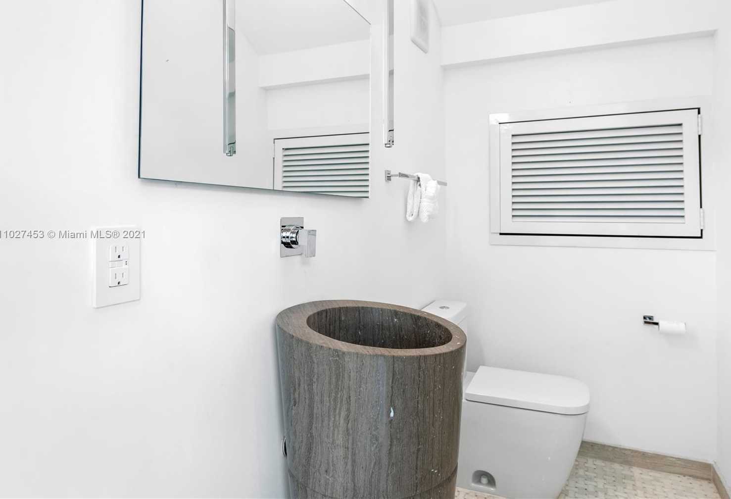 Small Image of 2140 SOUTH MIAMI AVE, Miami Number 34