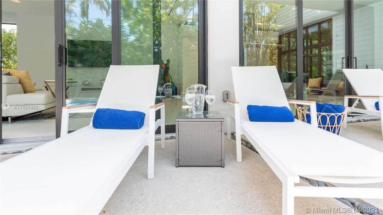 Small Image of 2140 SOUTH MIAMI AVE, Miami Number 44