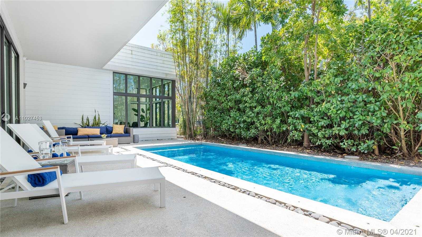 Small Image of 2140 SOUTH MIAMI AVE, Miami Number 46