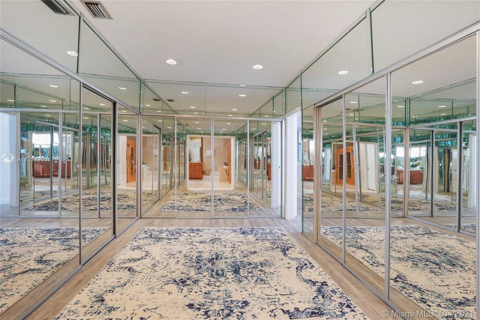 Small Image of 20251 NORTH EAST 25TH AVE, Miami Number 18