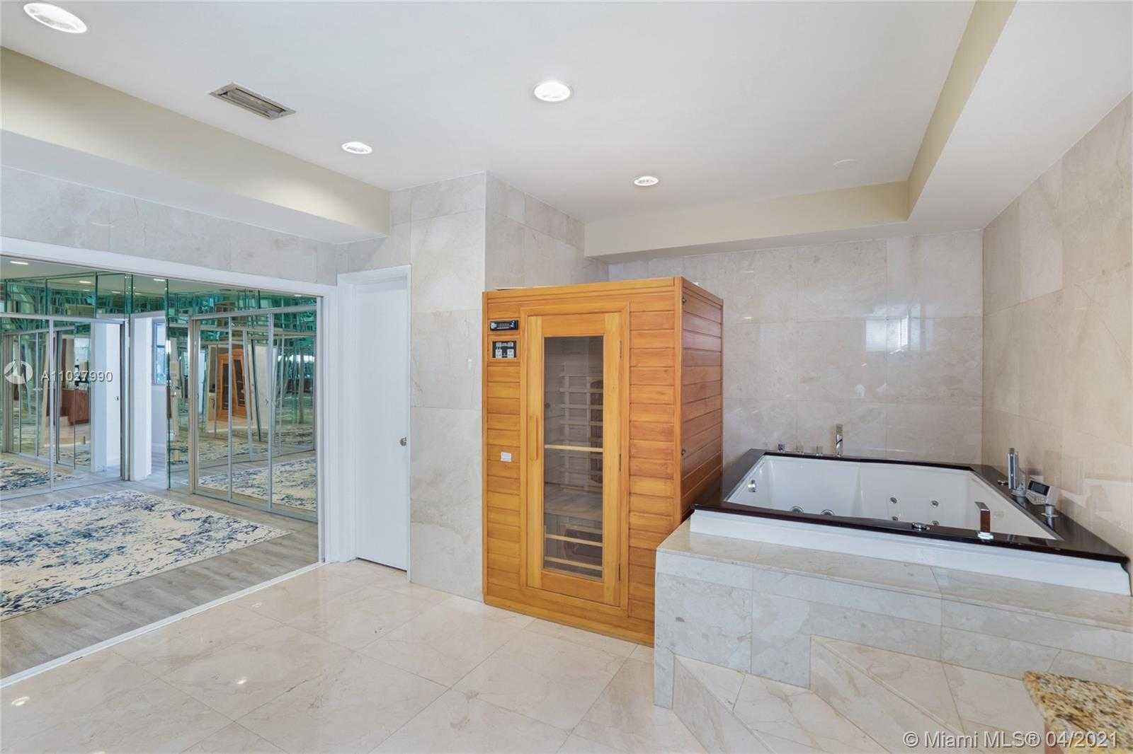 Small Image of 20251 NORTH EAST 25TH AVE, Miami Number 19