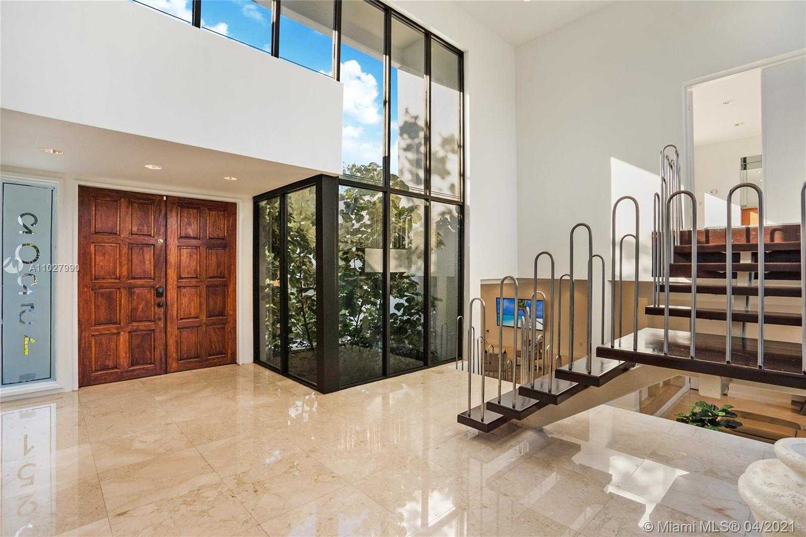 Small Image of 20251 NORTH EAST 25TH AVE, Miami Number 4