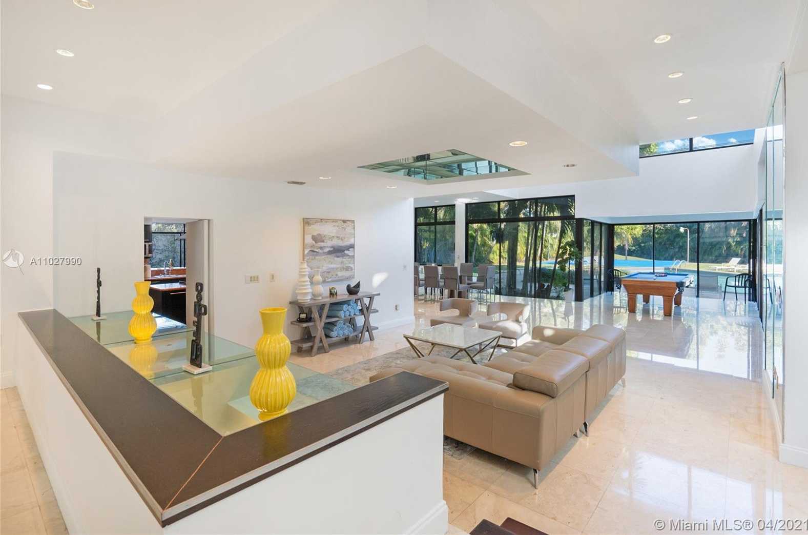 Small Image of 20251 NORTH EAST 25TH AVE, Miami Number 8