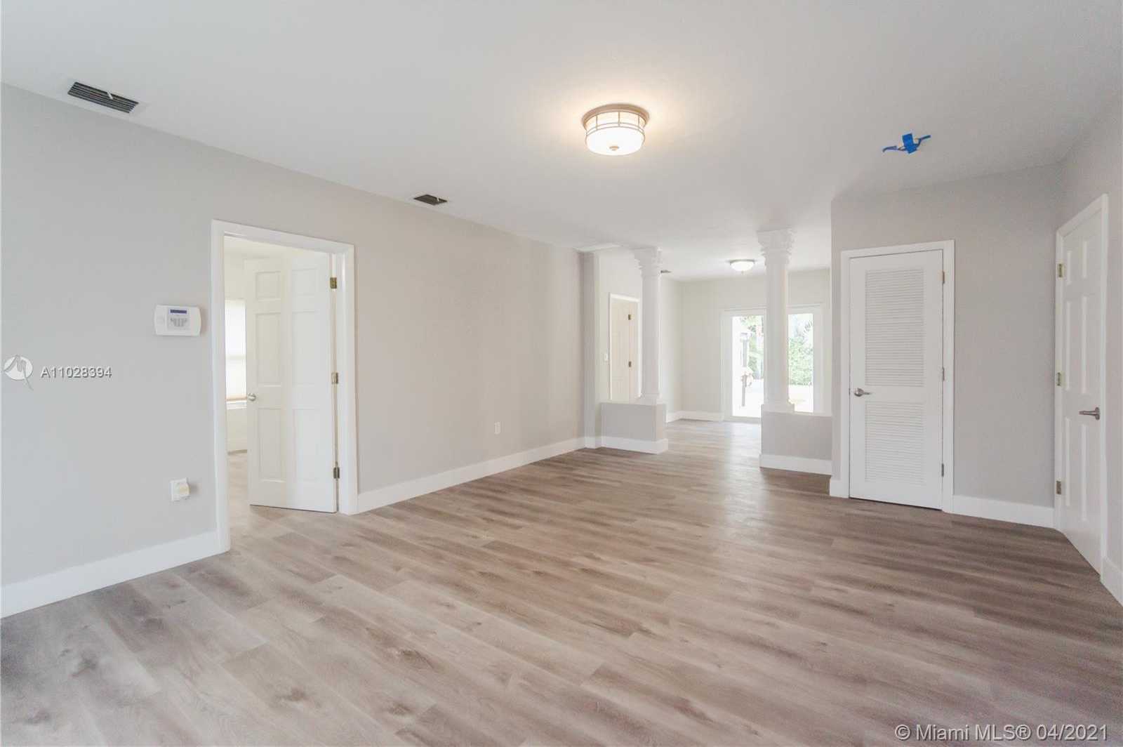Small Image of 8934 HARDING AVE, Surfside Number 10