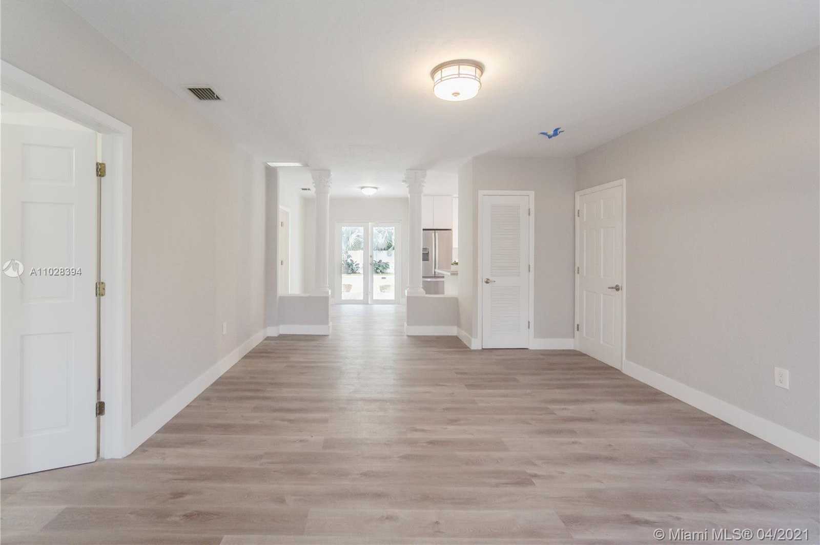Small Image of 8934 HARDING AVE, Surfside Number 9
