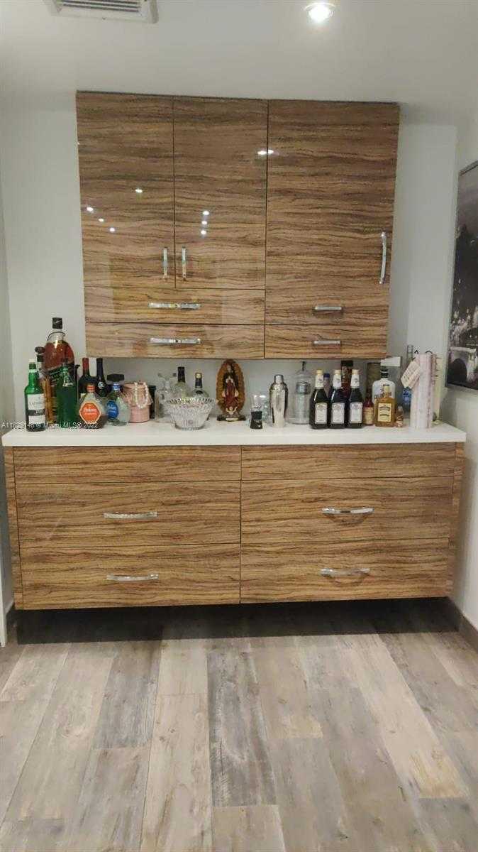 Small Image of 10275 COLLINS AVE #116, Bal Harbour Number 8