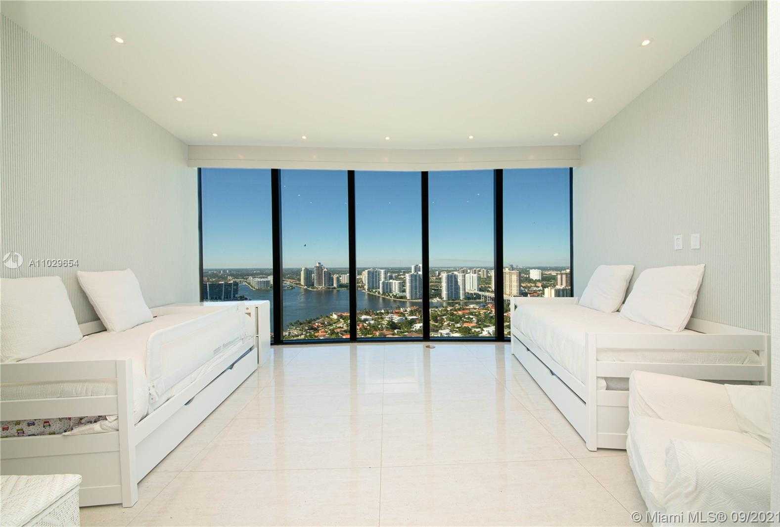 Small Image of 18555 COLLINS AVE #3403, Sunny Isles Beach Number 9