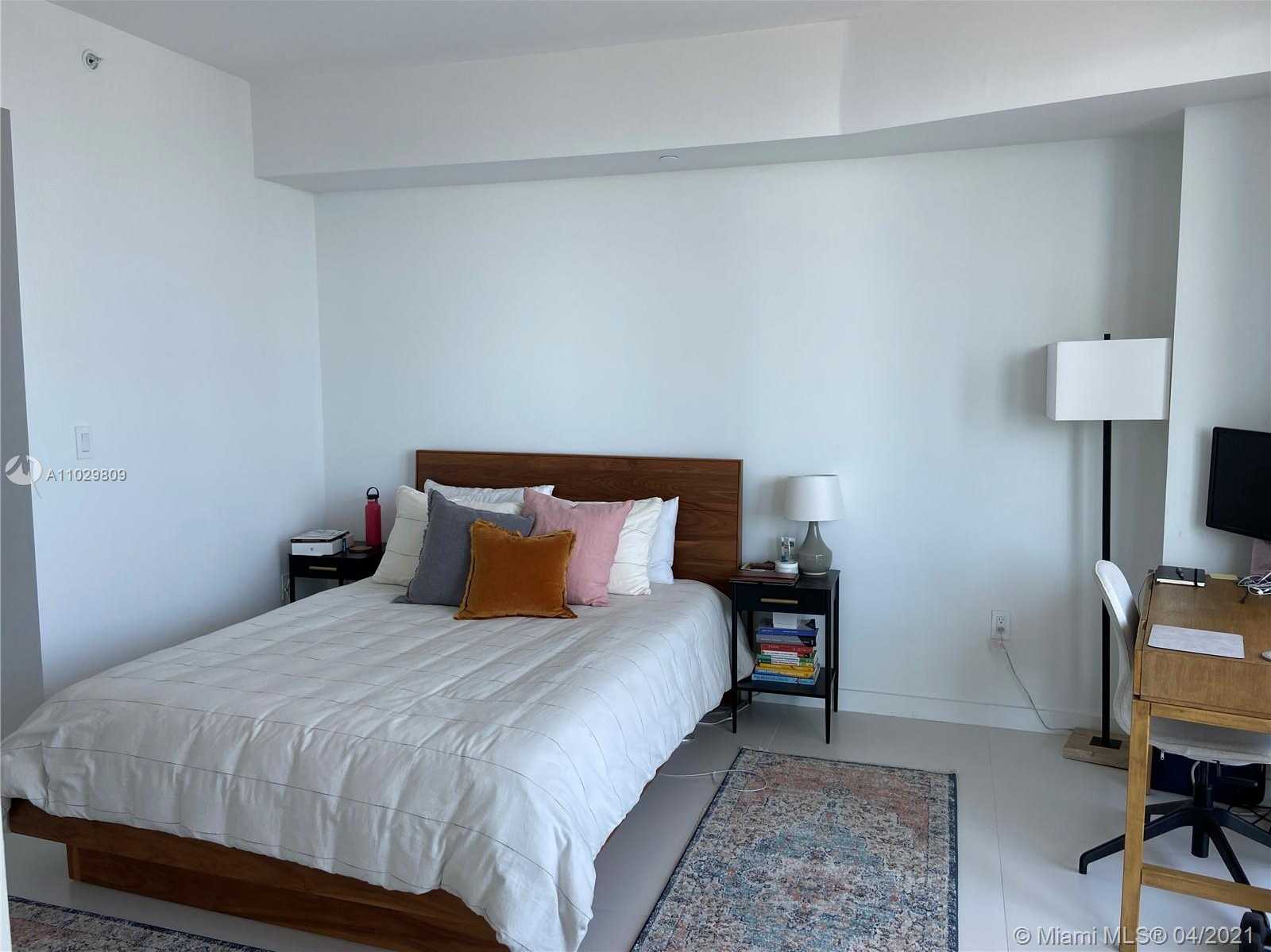 Small Image of 1300 SOUTH MIAMI AVE #3403, Miami Number 7