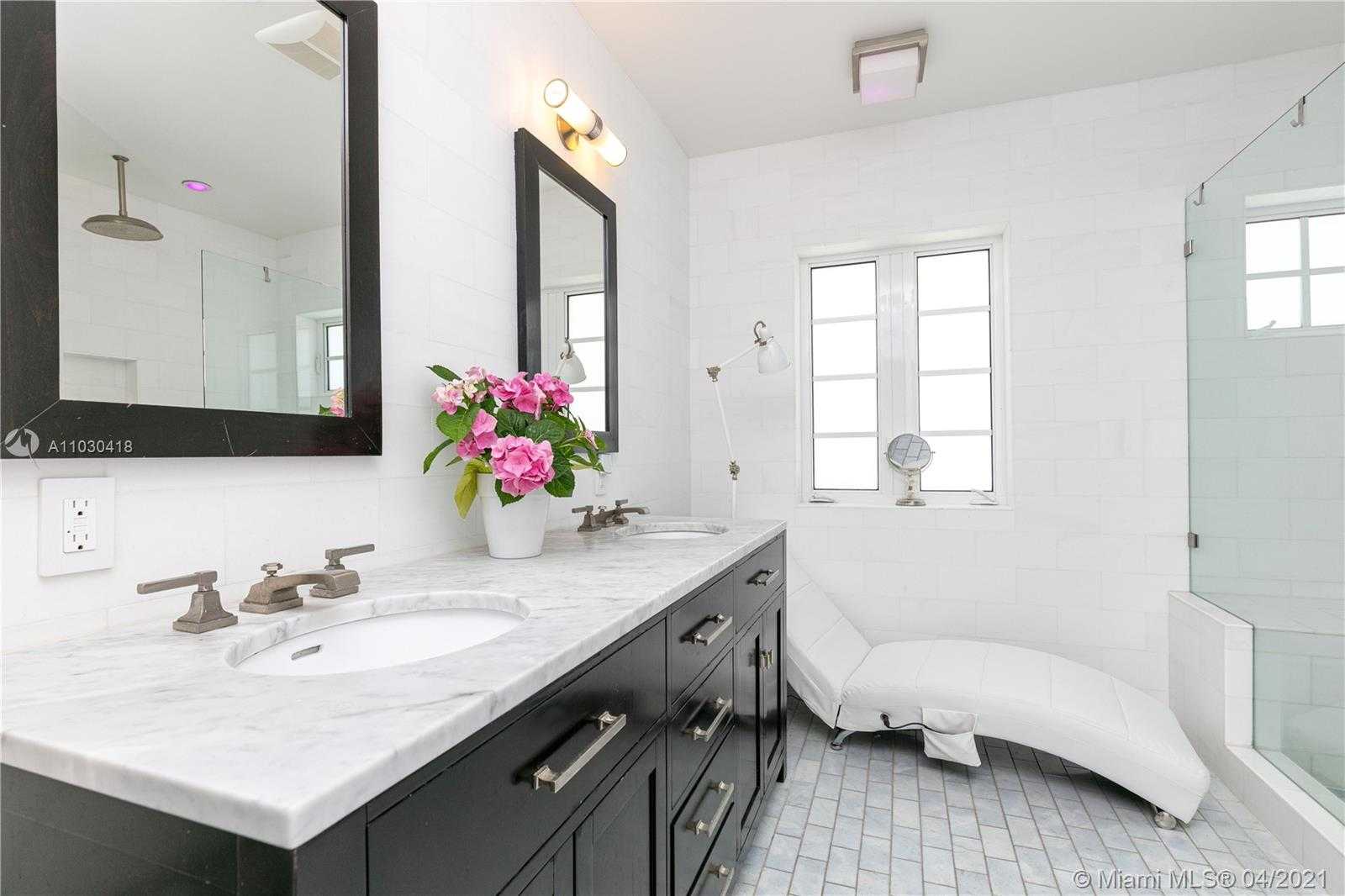 Small Image of 1244 MICHIGAN AVE, Miami Beach Number 11