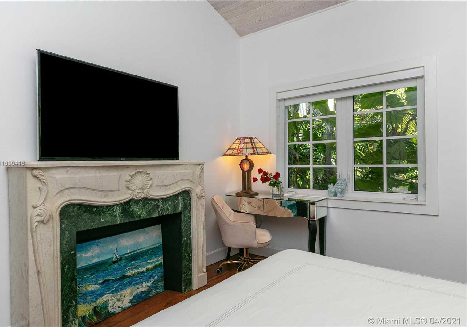 Small Image of 1244 MICHIGAN AVE, Miami Beach Number 15