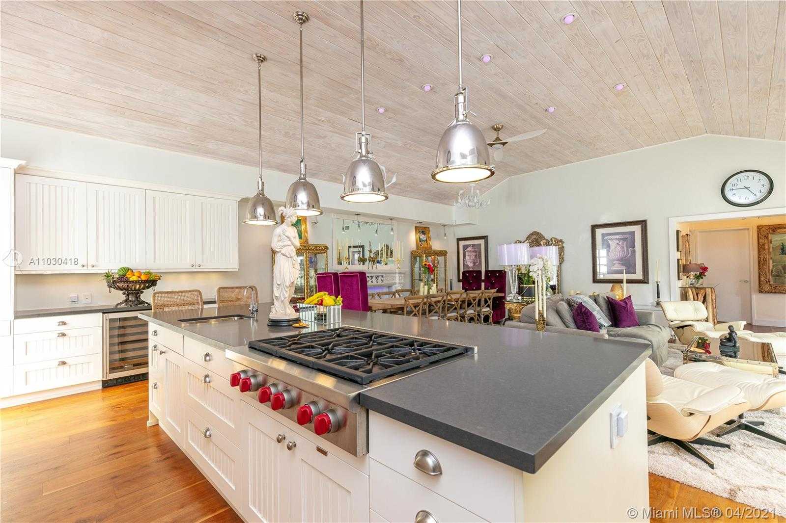 Small Image of 1244 MICHIGAN AVE, Miami Beach Number 34