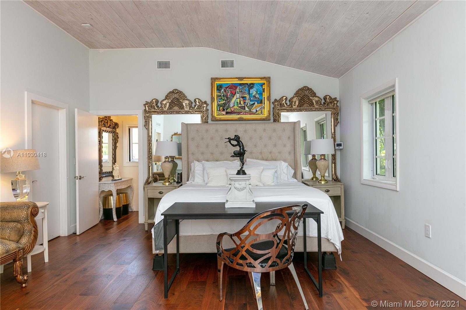 Small Image of 1244 MICHIGAN AVE, Miami Beach Number 6