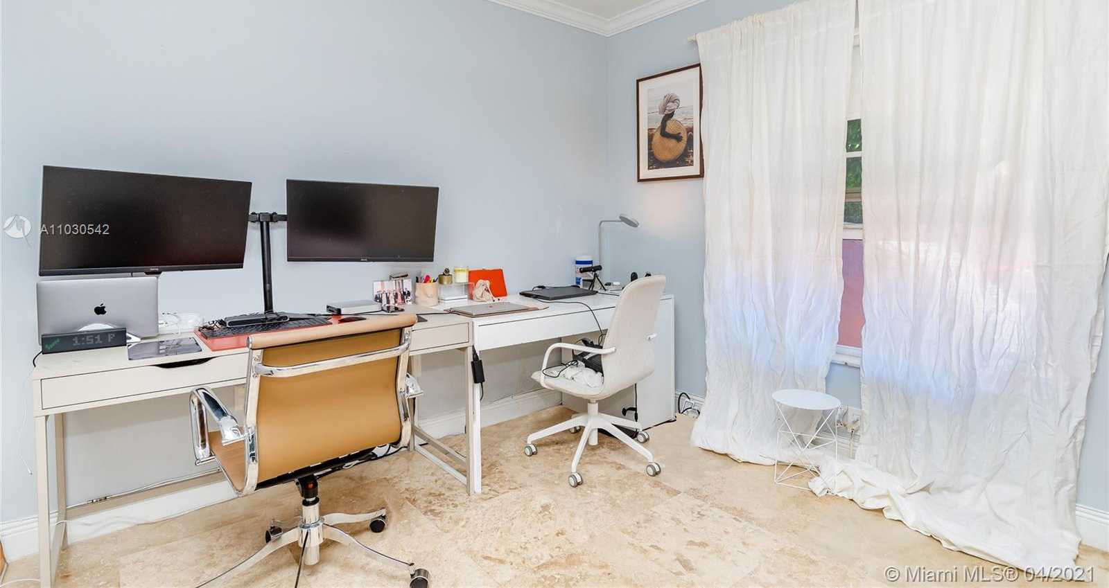 Small Image of 385 WEST HEATHER DR, Key Biscayne Number 14