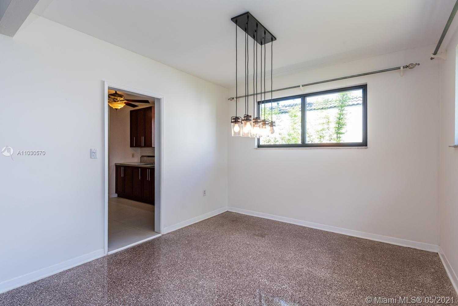 Small Image of 454 NORTH EAST 93 ST, Miami Shores Number 16
