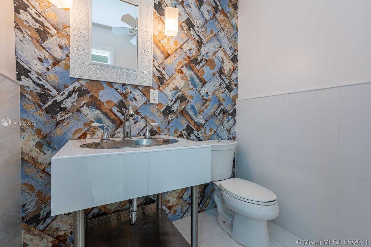 Small Image of 454 NORTH EAST 93 ST, Miami Shores Number 26