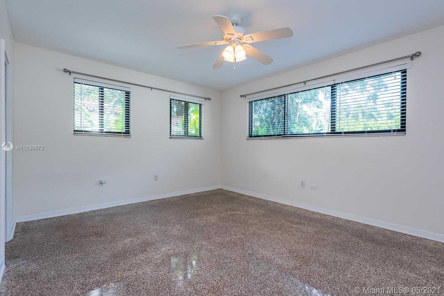 Small Image of 454 NORTH EAST 93 ST, Miami Shores Number 28