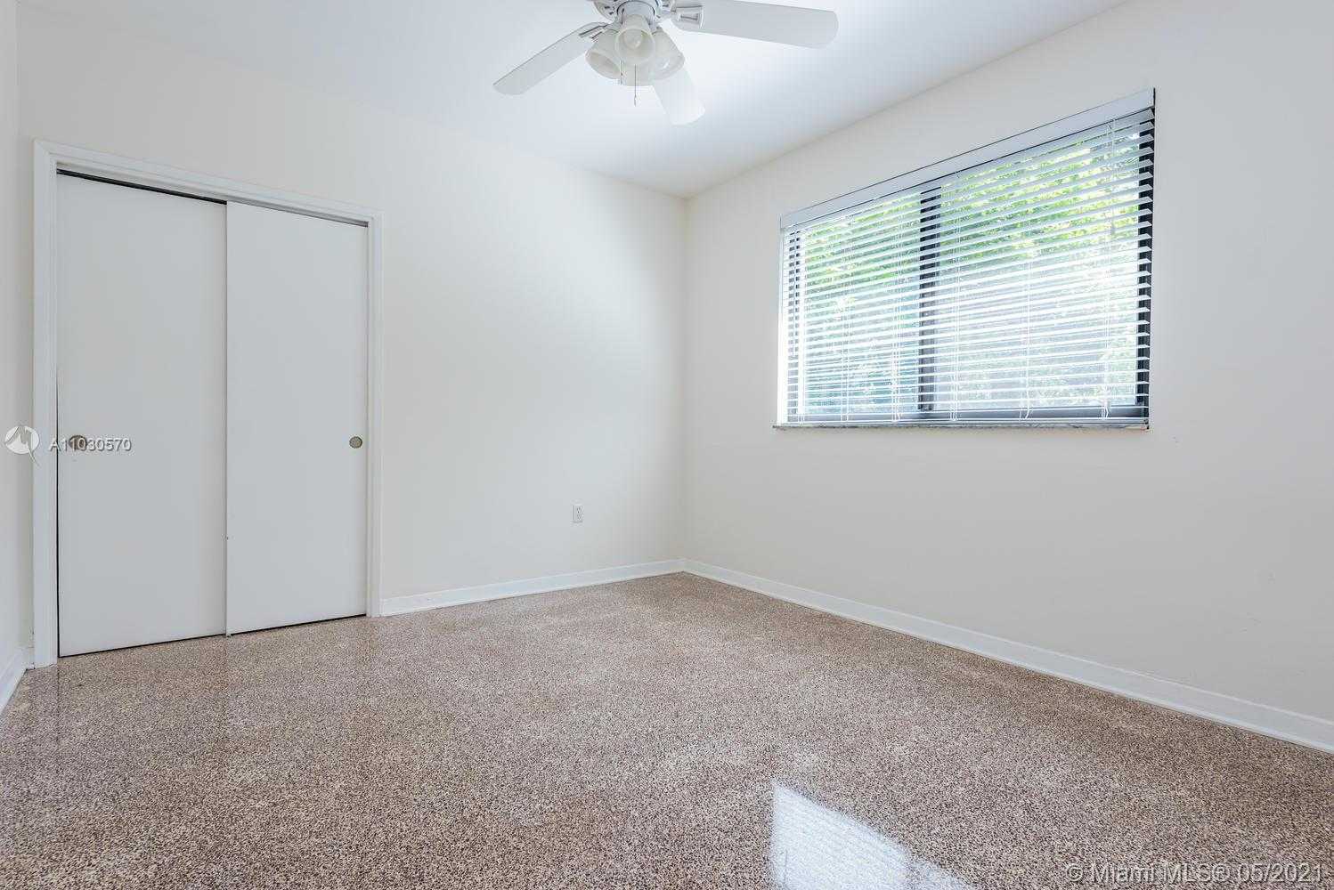 Small Image of 454 NORTH EAST 93 ST, Miami Shores Number 35