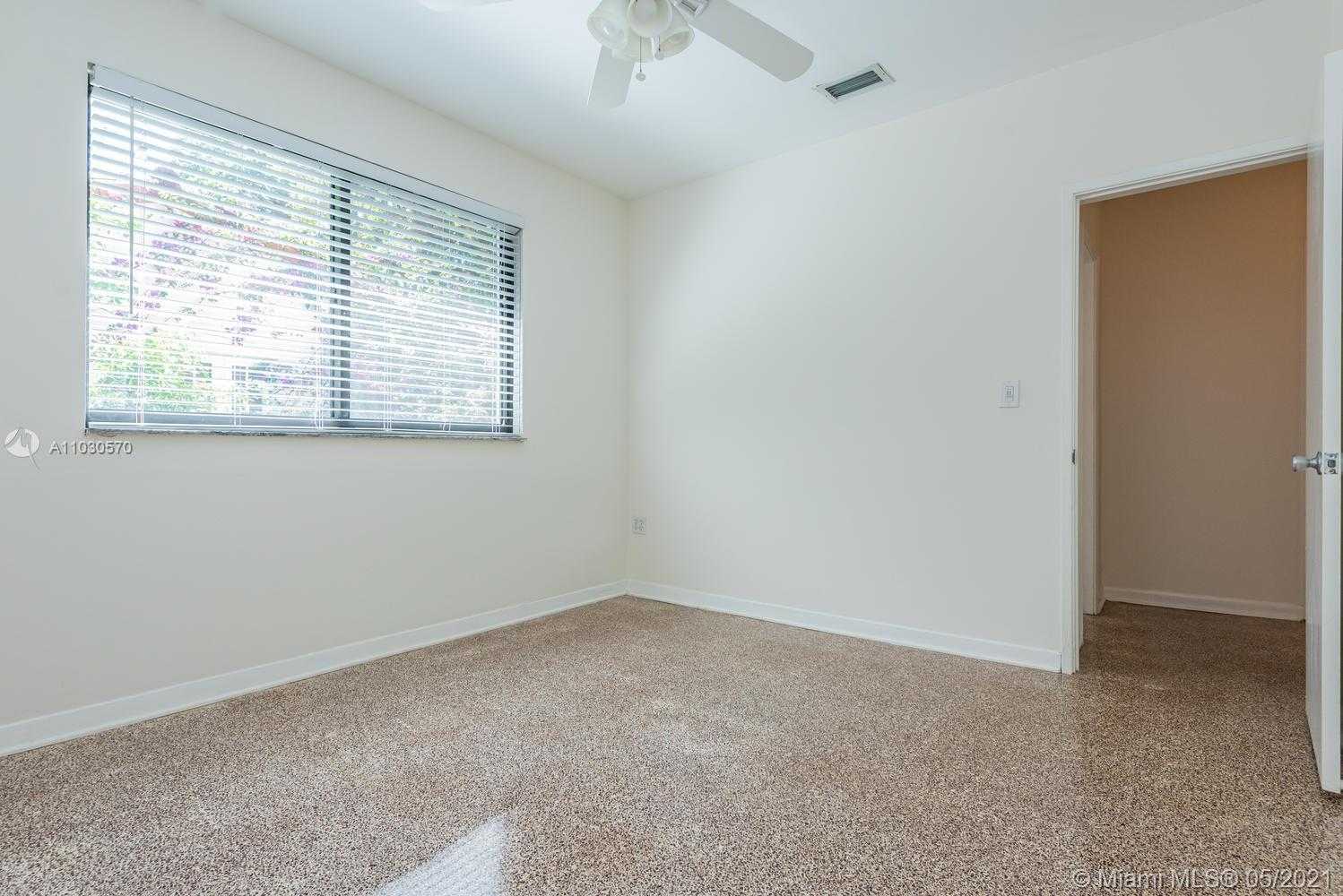 Small Image of 454 NORTH EAST 93 ST, Miami Shores Number 36