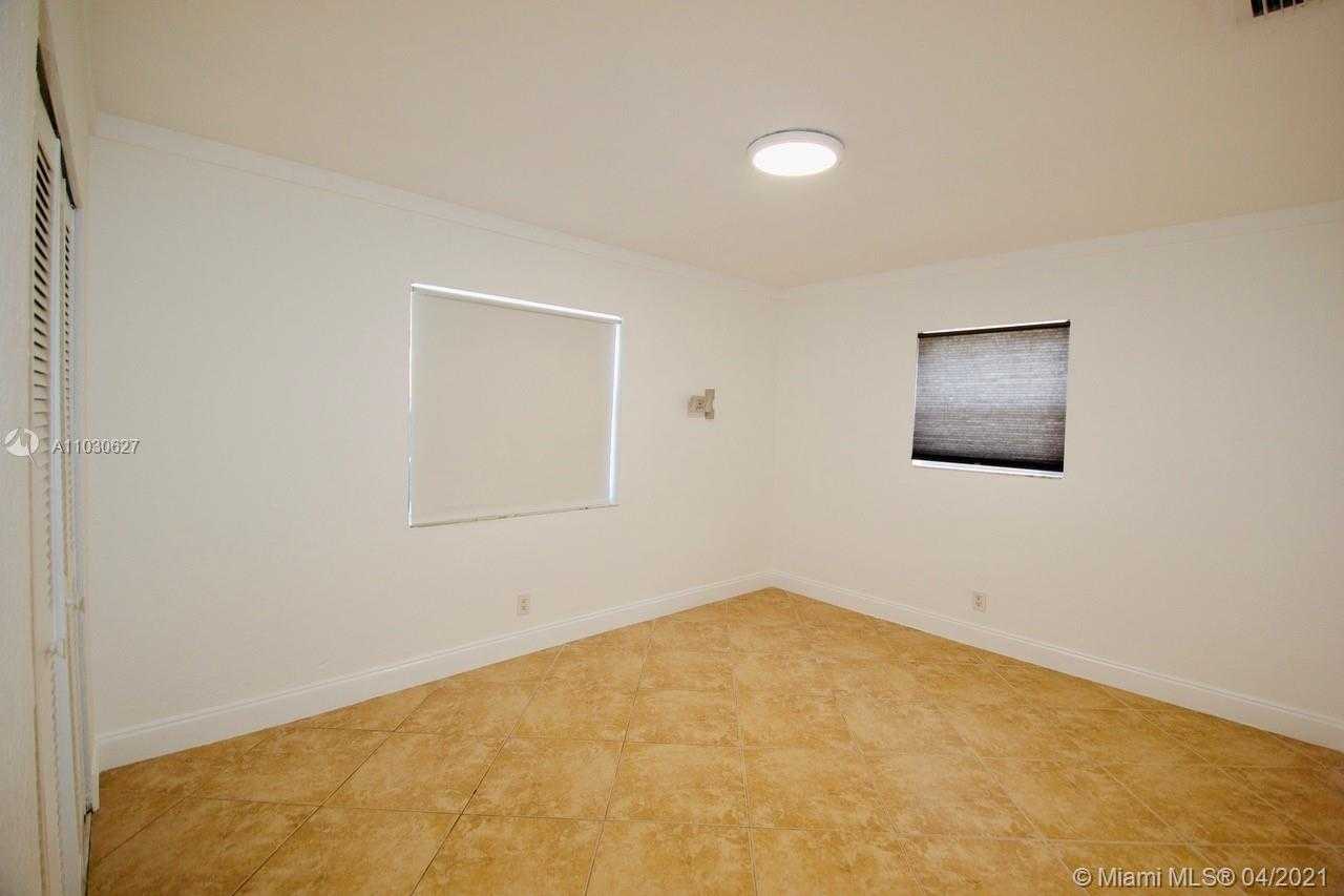 Small Image of 1139 NORTH WEST 1ST AVE, Fort Lauderdale Number 3