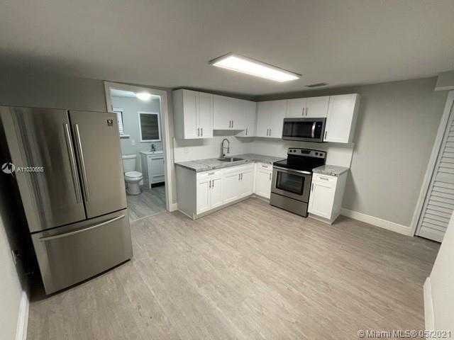 Small Image of 29315 FLORIDA RD #A, Homestead Number 4