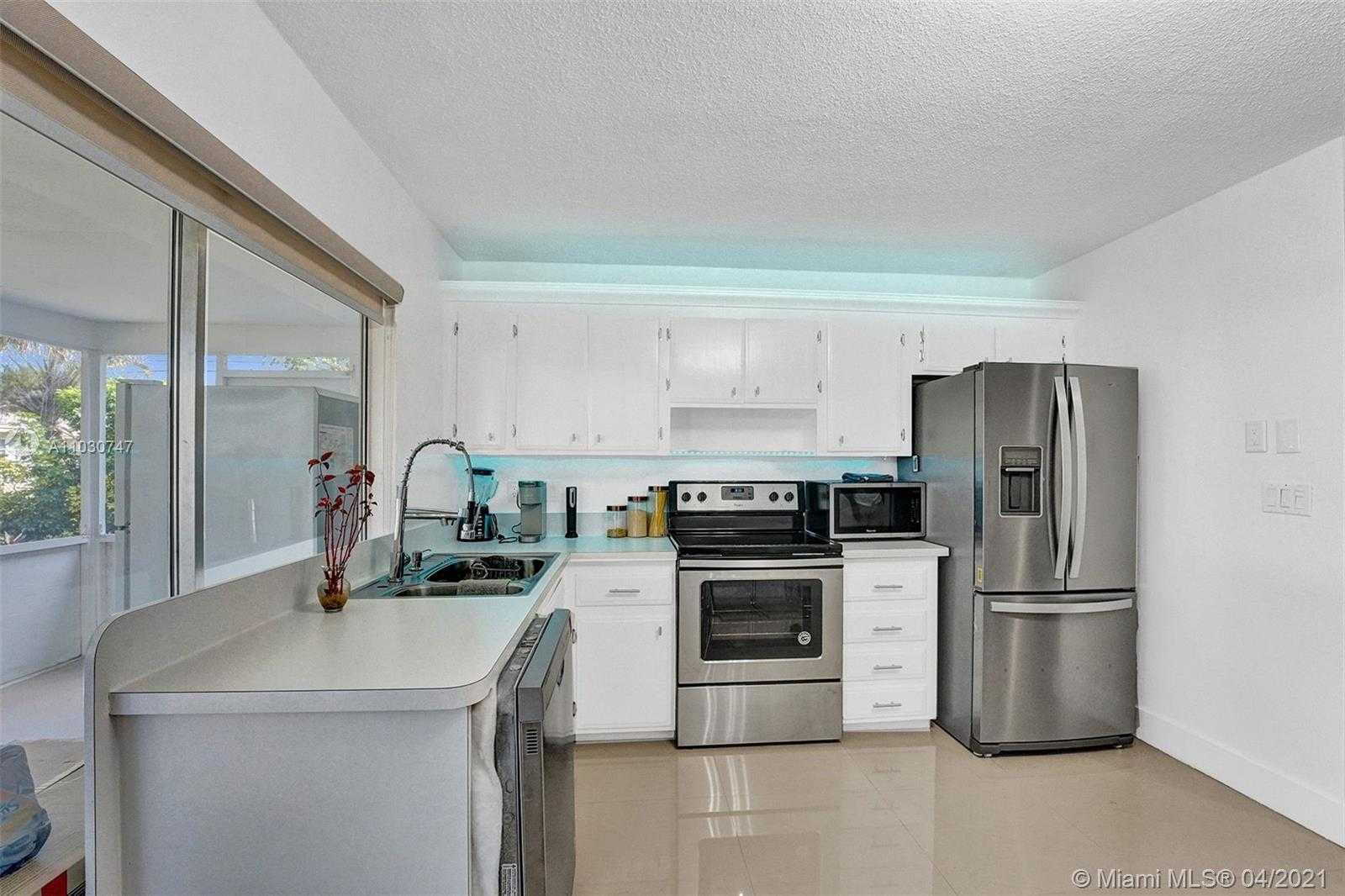 Small Image of 5404 NORTH WEST 25TH AVE, Tamarac Number 14