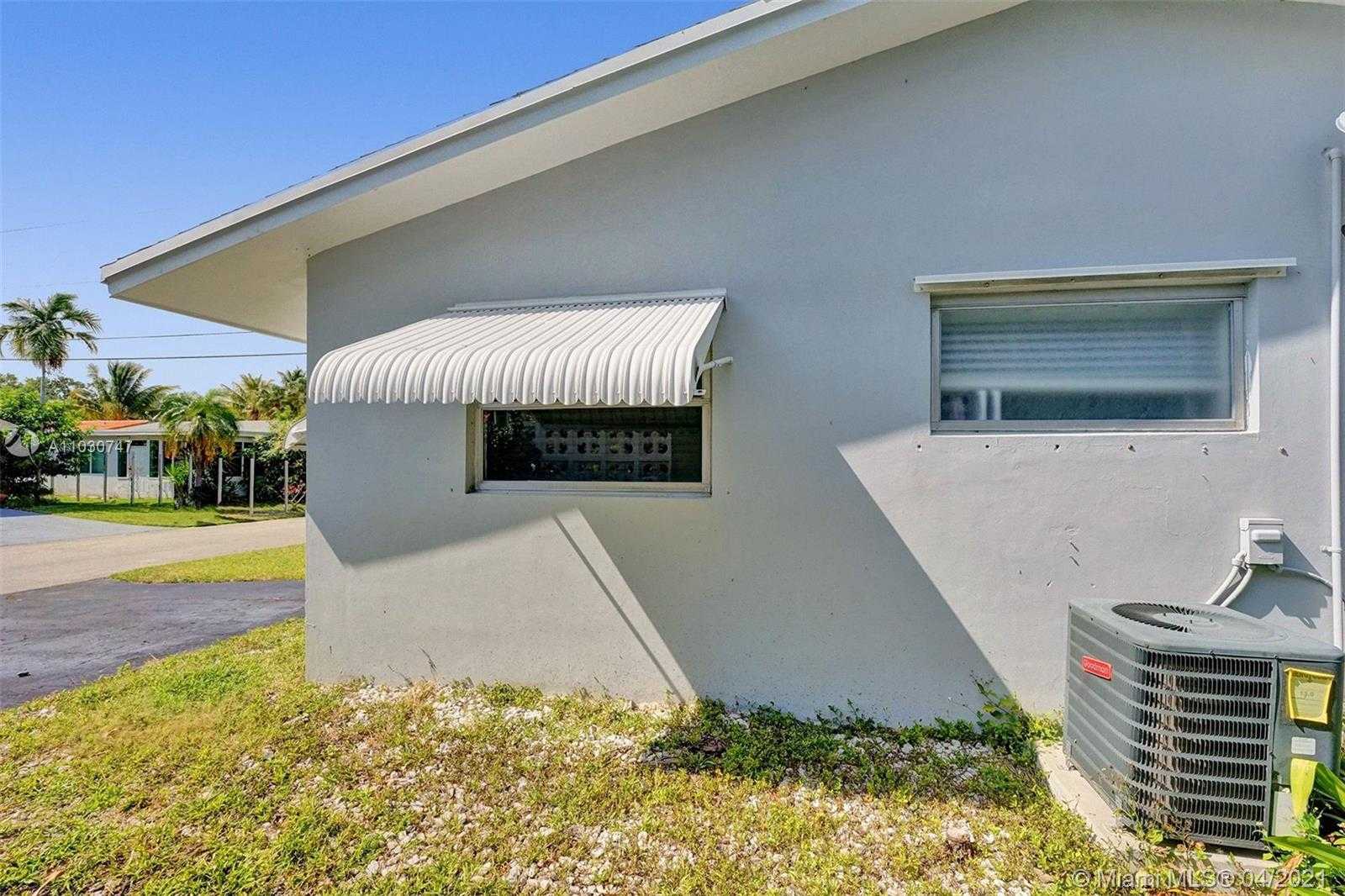 Small Image of 5404 NORTH WEST 25TH AVE, Tamarac Number 4