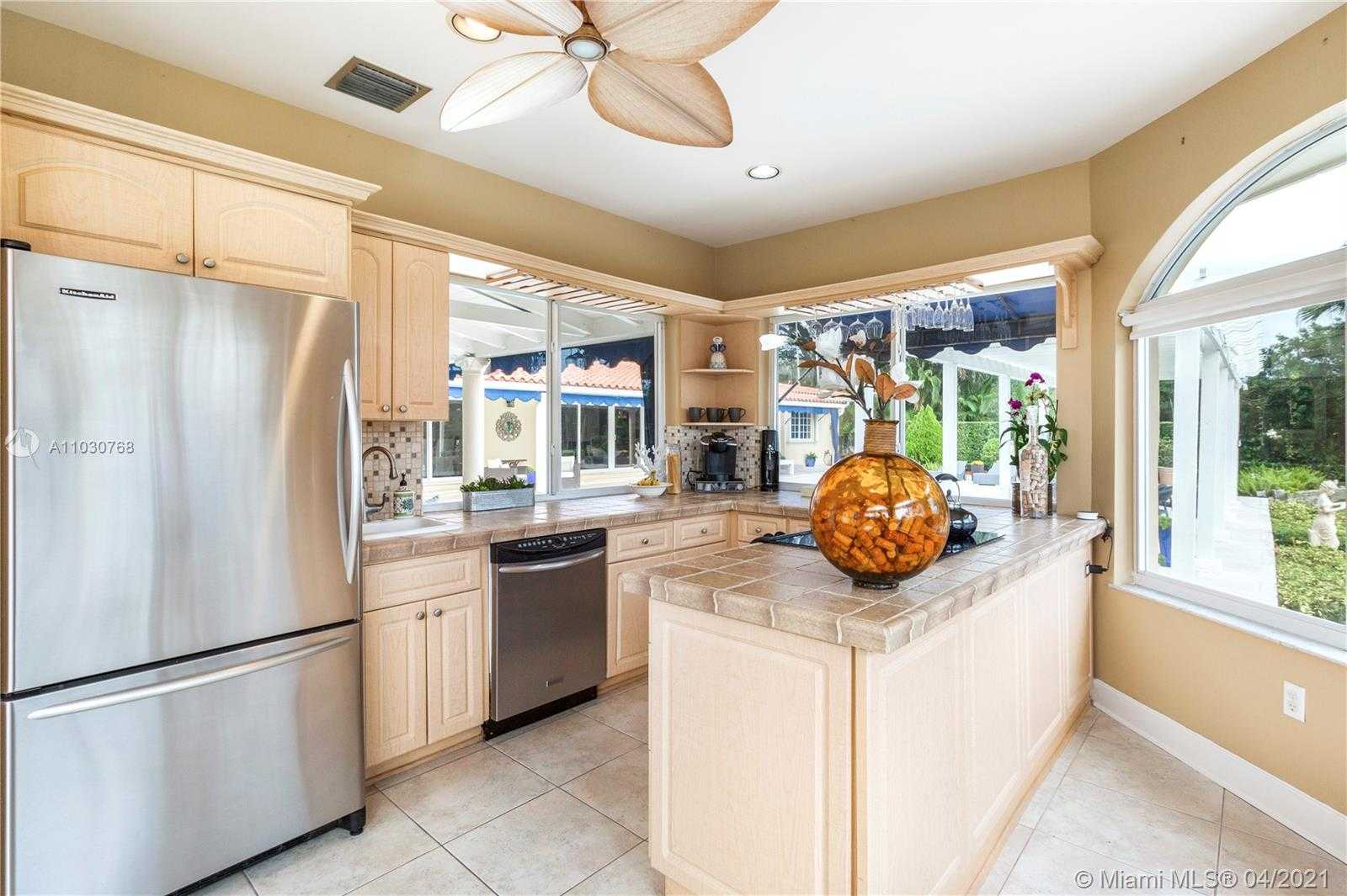 Small Image of 1216 ALFONSO AVE, Coral Gables Number 12