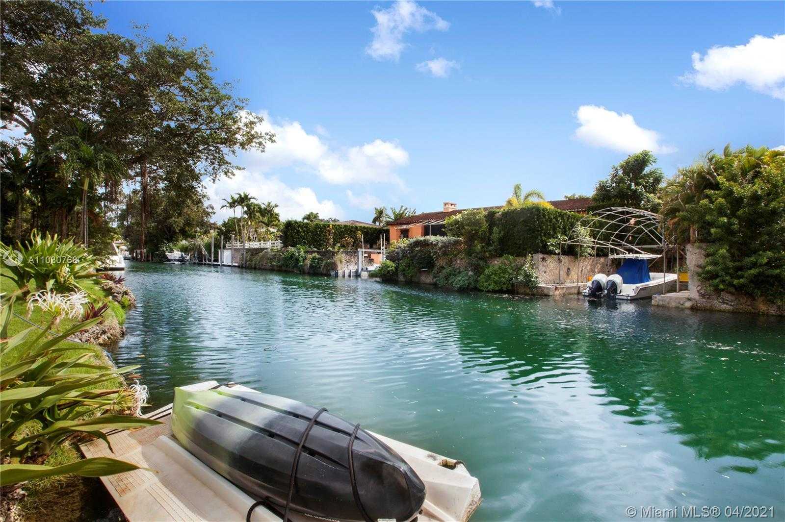 Small Image of 1216 ALFONSO AVE, Coral Gables Number 29