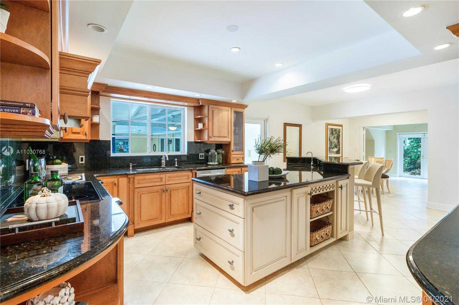 Small Image of 1216 ALFONSO AVE, Coral Gables Number 7