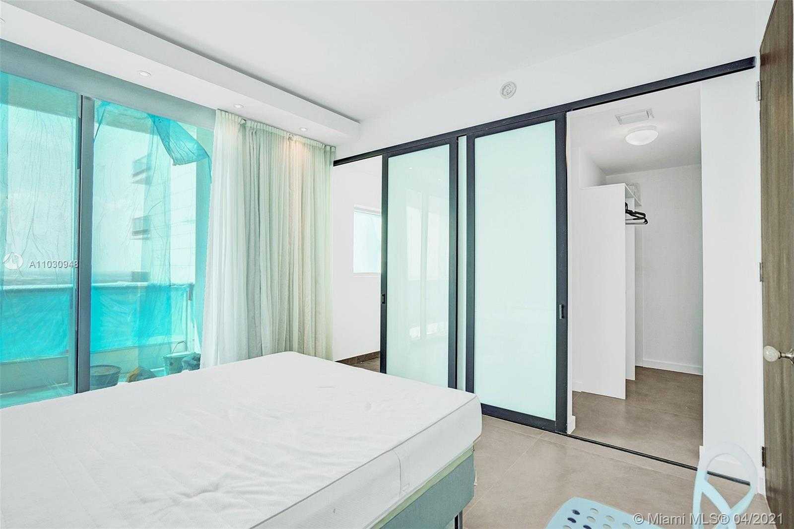 Small Image of 900 BISCAYNE BLVD #6205, Miami Number 31