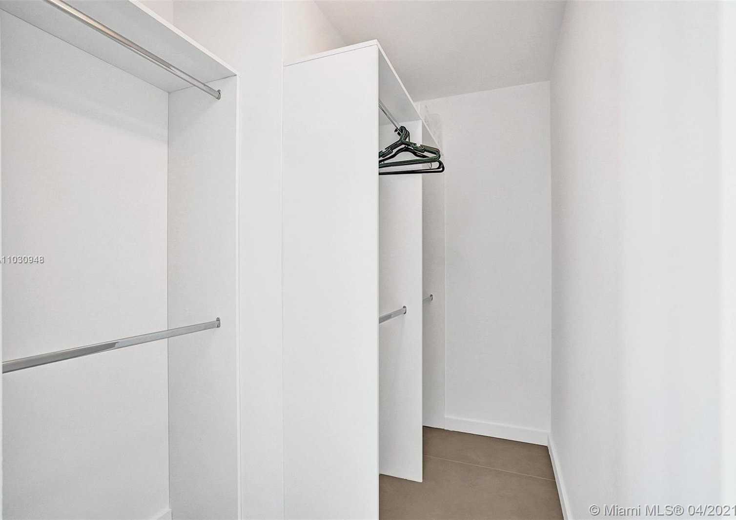Small Image of 900 BISCAYNE BLVD #6205, Miami Number 32