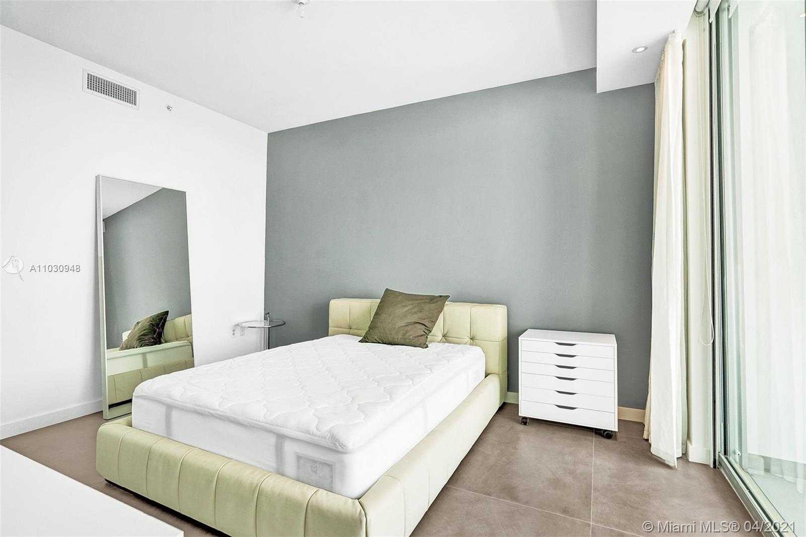 Small Image of 900 BISCAYNE BLVD #6205, Miami Number 37