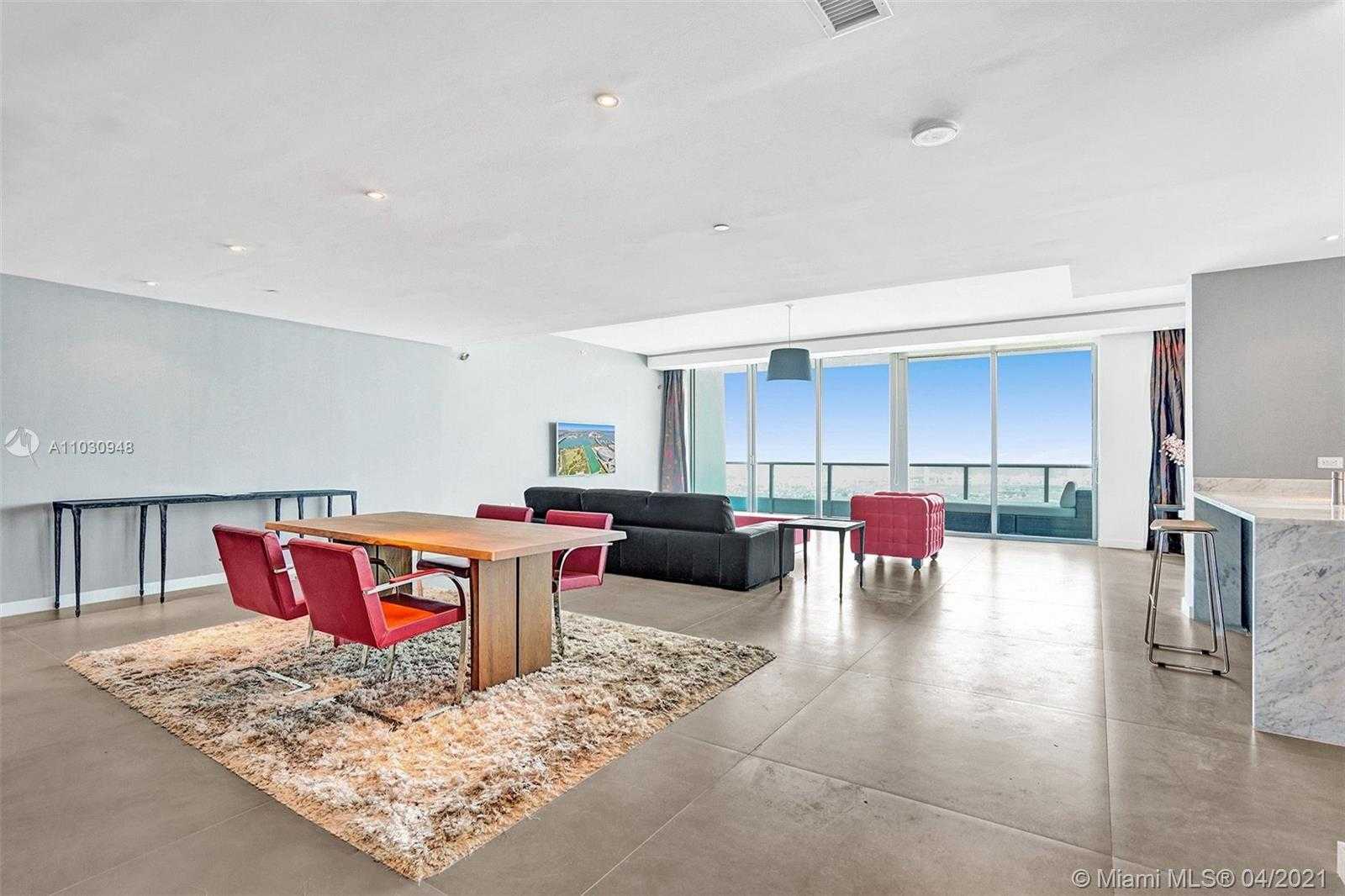 Small Image of 900 BISCAYNE BLVD #6205, Miami Number 4