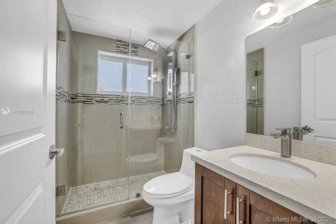 Small Image of 2134 SOUTH WEST 82ND PL #Side, Miami Number 11