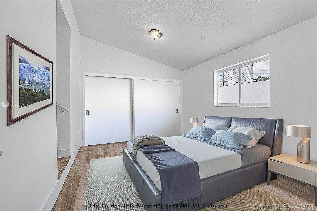 Small Image of 2134 SOUTH WEST 82ND PL #Side, Miami Number 15