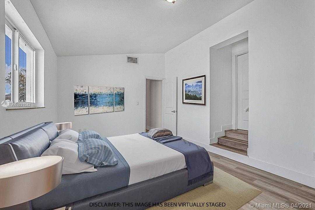 Small Image of 2134 SOUTH WEST 82ND PL #Side, Miami Number 17